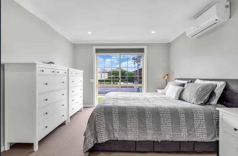 Real Estate For Lease - 8 Wolseley Road - Mcgraths Hill , NSW