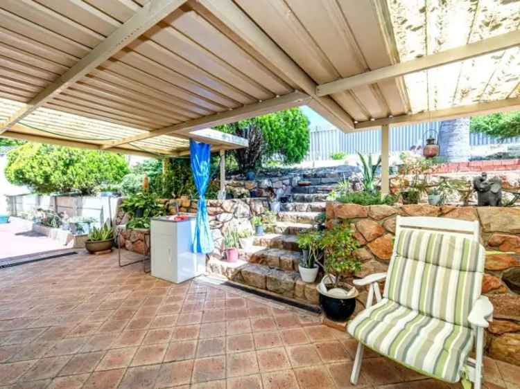 House For Sale in City of Swan, Western Australia