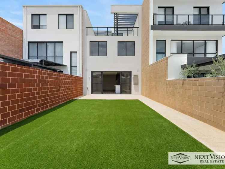 House For Sale in 20, Moonlight Street, City of Cockburn, Western Australia