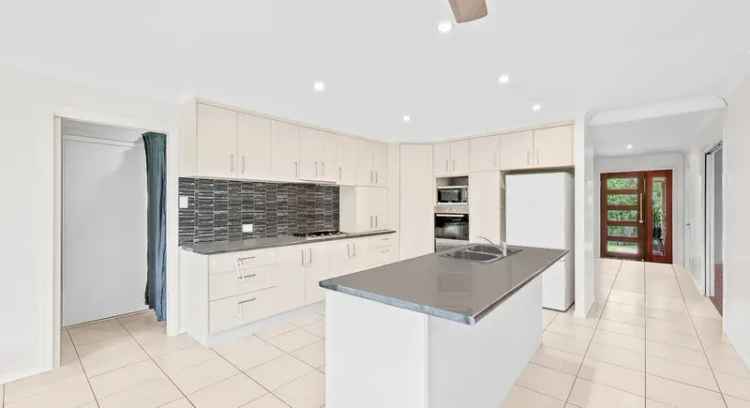 House For Sale in Gladstone, Queensland