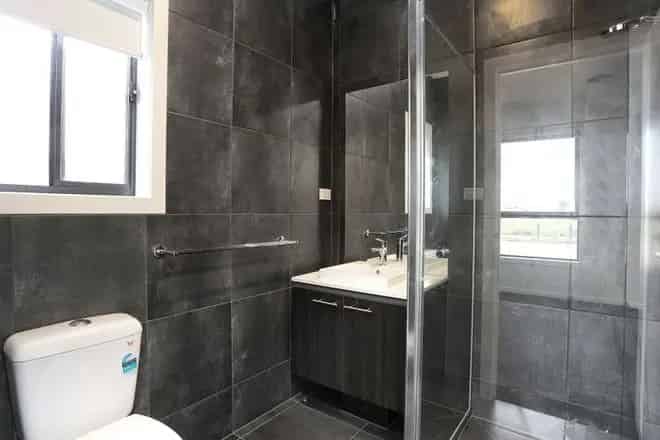 House For Rent , 23, Saffron Street, Melbourne, Victoria