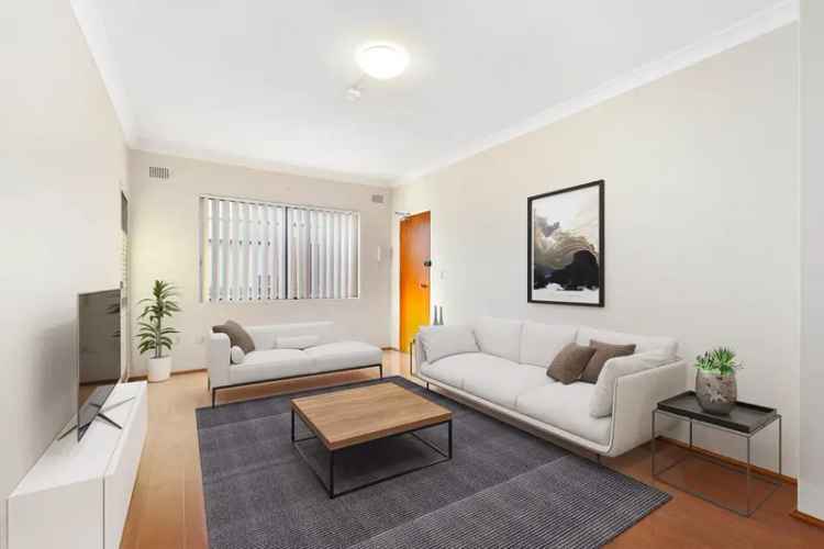 Two Bedroom Unit For Lease in Marrickville