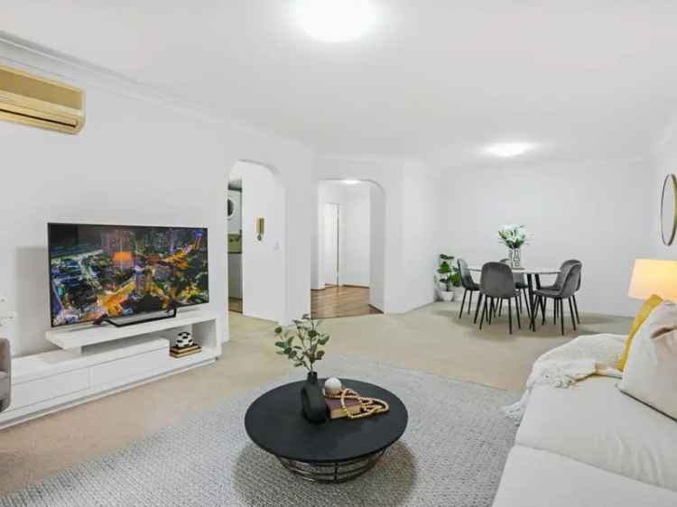 Buy ground floor unit in Epping with courtyards and proximity to station