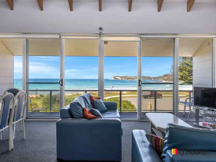 Absolute Beachfront Townhouse Spectacular Ocean Views Malua Bay