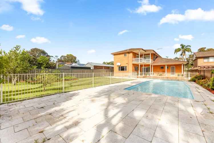 Large Well-Built Family Home for Sale in Alfords Point