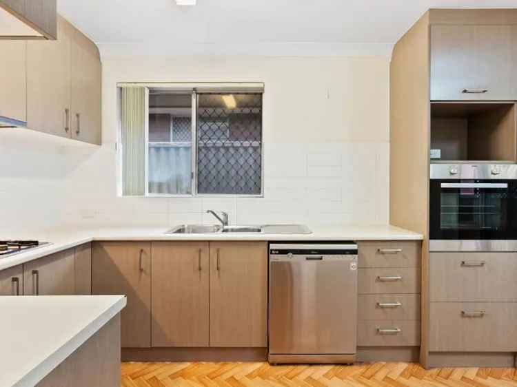 House For Sale in Joondalup, Western Australia