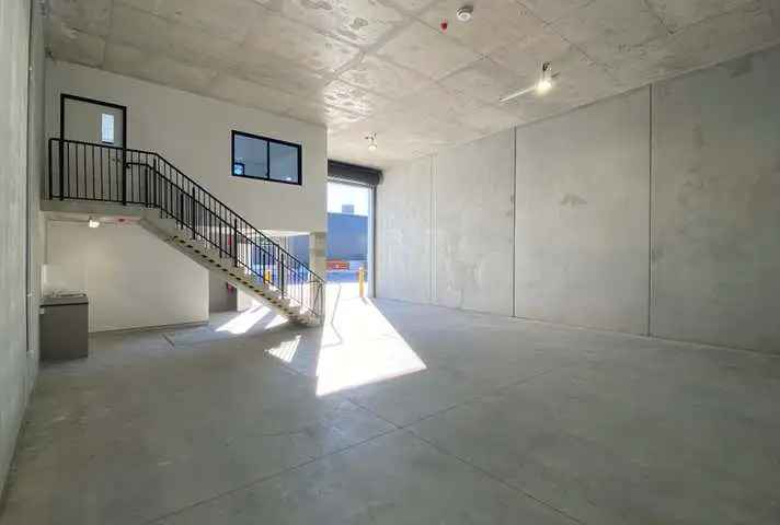 Modern Industrial Unit Available Now