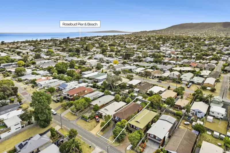 Rent Coastal Classic Beachside Haven with 3 Bedrooms and 3 Bathrooms