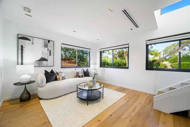 Luxury Coastal Haven with Pool & Alfresco Entertaining in Seaforth