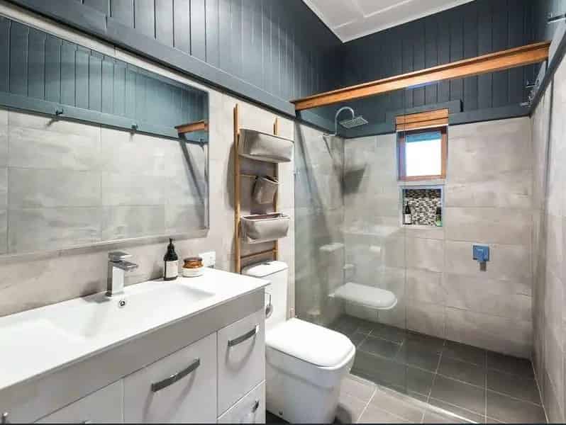 For Lease: Stunning Family Home in East Brisbane - $1,250 per week