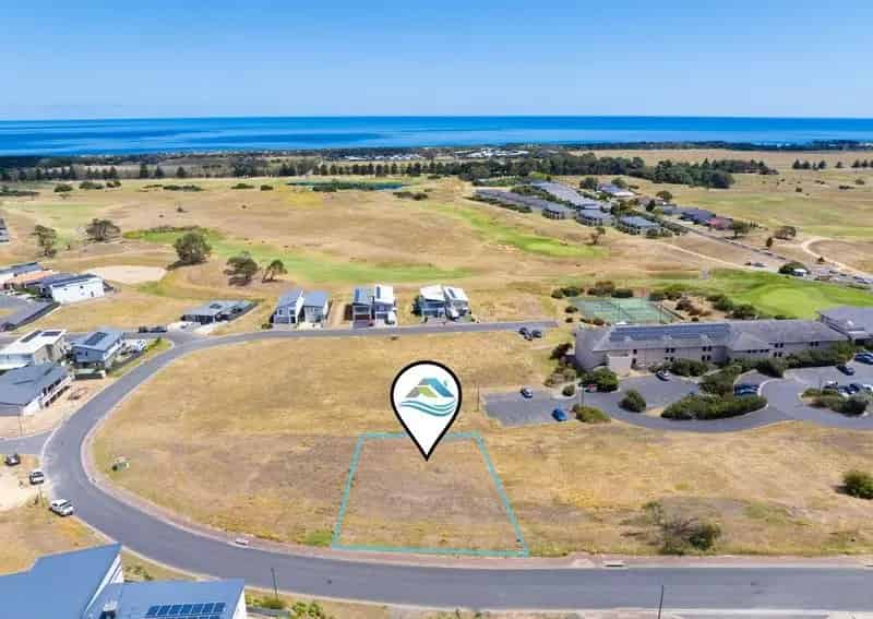 Vacant Land for Sale in Links Lady Golf Course Precinct