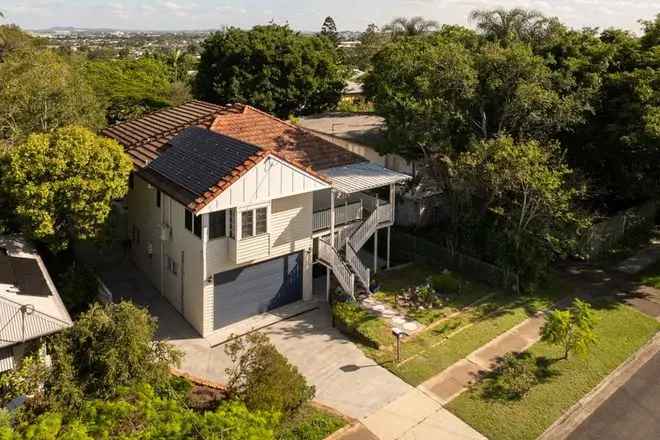 Charming Renovated Northgate Home: Modern Style Meets Character