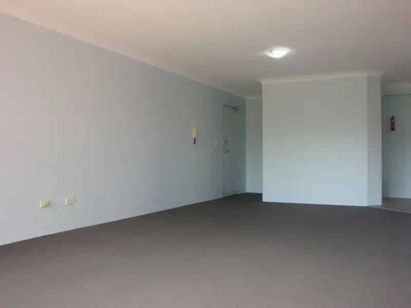 Lease Two Bedroom Unit in Westmead with Modern Amenities