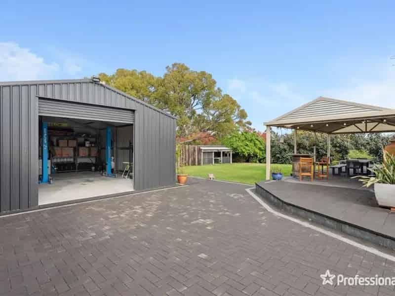 House For Sale , City Of Kalamunda, Western Australia
