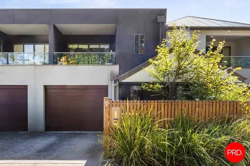 Contemporary Low-Maintenance, Central Living