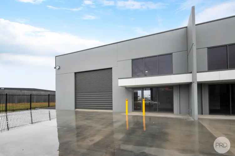 Factory Warehouse For Lease Delacombe 490m2