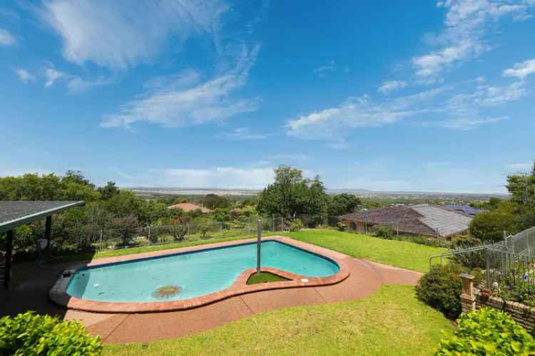 Executive Home with Breathtaking Views