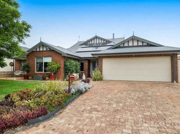 House For Sale in City of Wanneroo, Western Australia