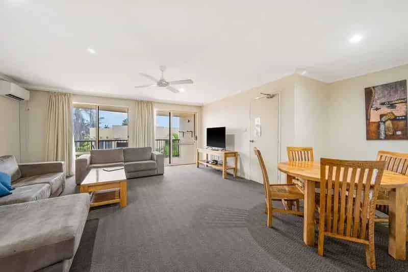 Beachside Investment Opportunity: Prime Location