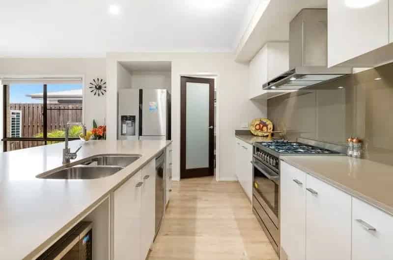 Modern Comfort Meets Convenience in the Highly Sought After Gainsborough Greens Estate