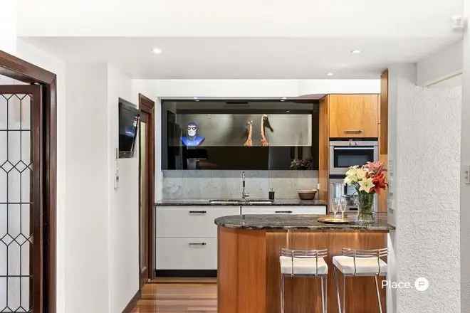 House For Sale , 19, Arran Avenue, City of Brisbane, Queensland