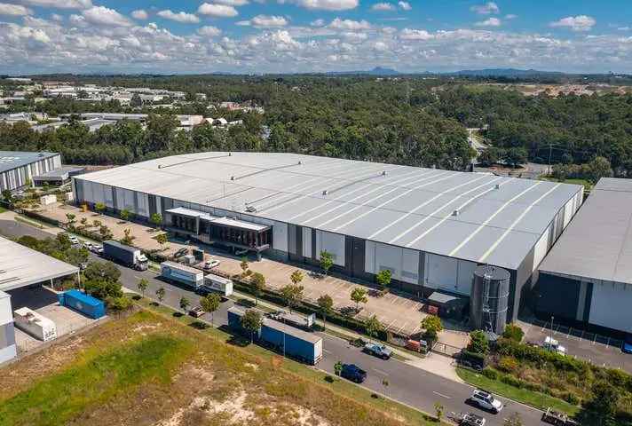 Premium Logan Motorway Office Warehouse For Lease