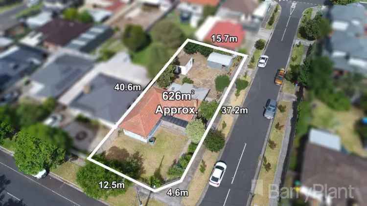 Prime corner allotment - Permits for x3 4 Bedroom Townhouses