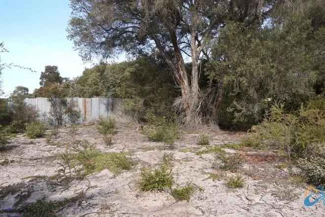 Elevated Block with Treetop Views Near Surf Beach