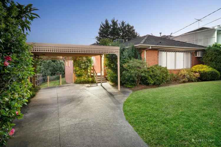 Peaceful 3-Bedroom Home near Koonung Creek Trail