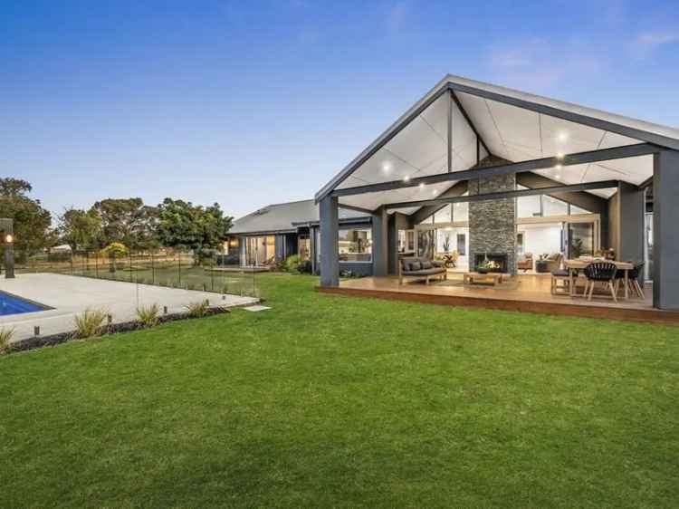 House For Sale in Shire Of Waroona, Western Australia