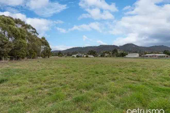 Land For Sale in Hobart, Tasmania