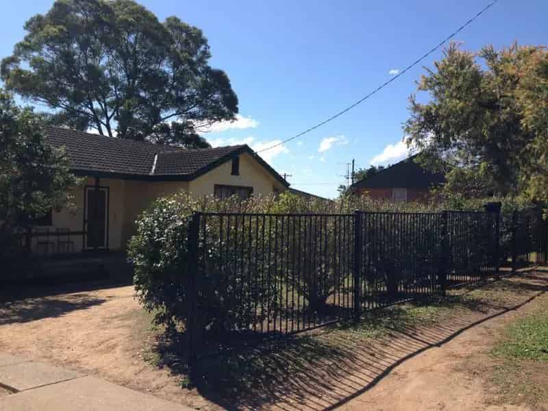 Real Estate For Lease - 3 Gordon Nixon Avenue - West Kempsey , NSW