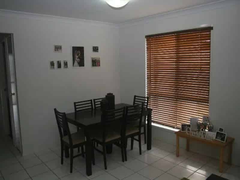 Real Estate For Lease - 32 Sunrise Crescent - Regents Park , QLD