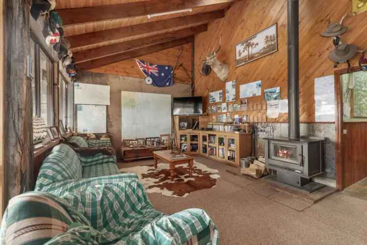 Buy Rural Property in High Country with Stunning Valley Views and Modern Comfort