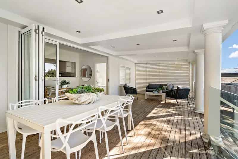 Lease Family House in Mona Vale with Extensive Deck and Gardens
