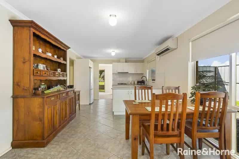 House For Sale , 31, Jacobs Avenue, Kyneton, Victoria