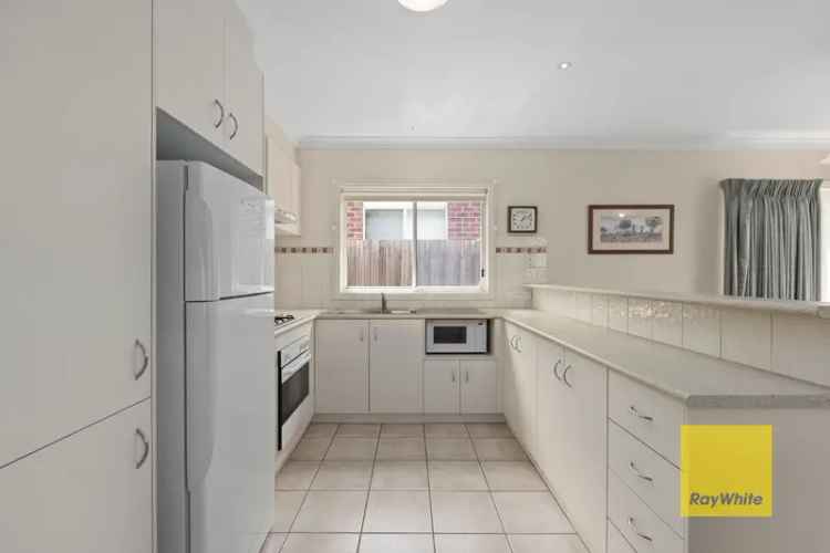 3 Bed Home Near Geelong CBD