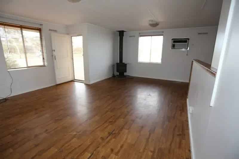 Brick Home with Big Garage! Leased till December 2025!
