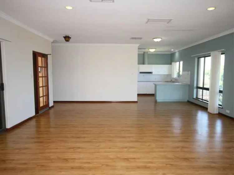 House For Rent in Geraldton, Western Australia