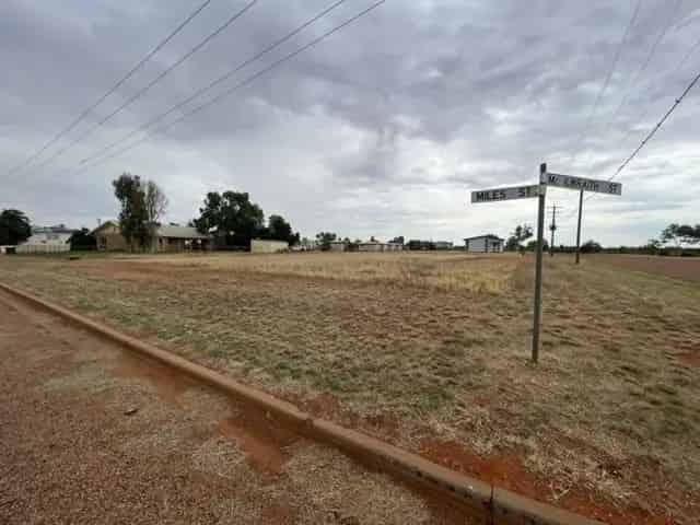 Buy Vacant Land Corner Block in Jundah