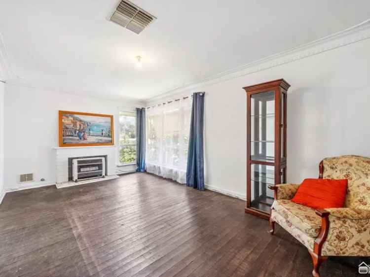 House For Sale in City Of Armadale, Western Australia