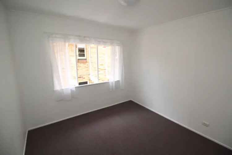 3 Bedroom House Near QUT and RBH