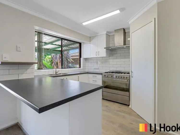 3 Bedroom 1 Bathroom House in Gosnells