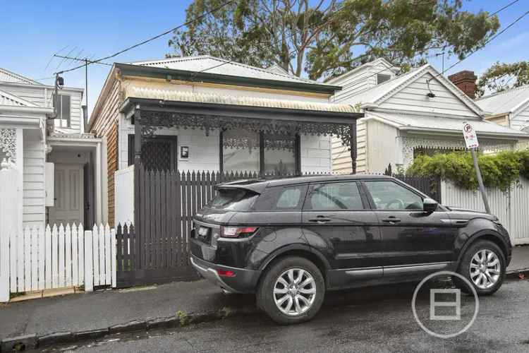 House For Sale in Melbourne, Victoria