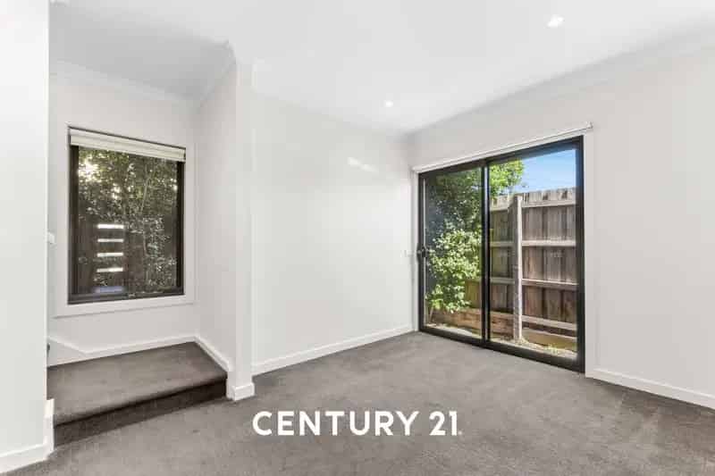 4/480 Haughton Road, Clayton South VIC 3169 - Townhouse For Sale