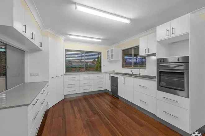 House For Rent in 29, Trood Street, Brisbane City, Queensland