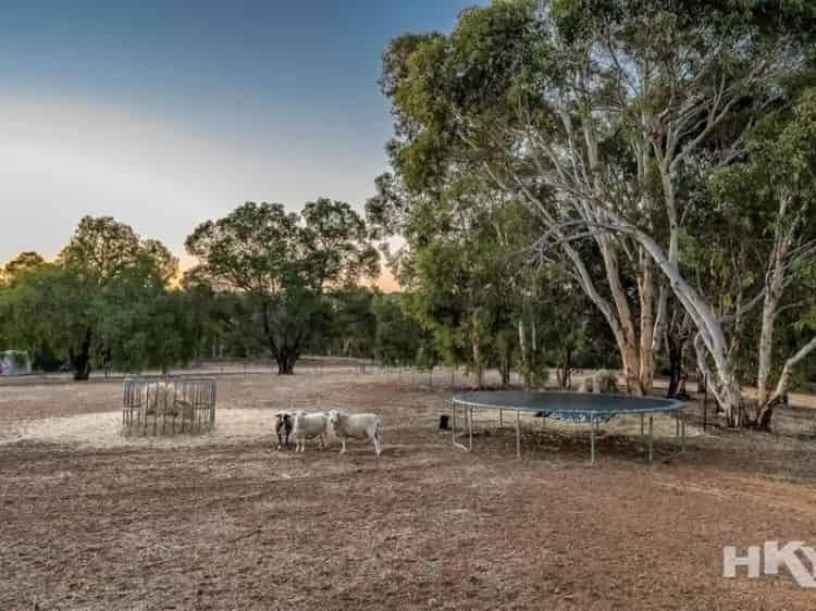 House For Sale , Shire Of Chittering, Western Australia