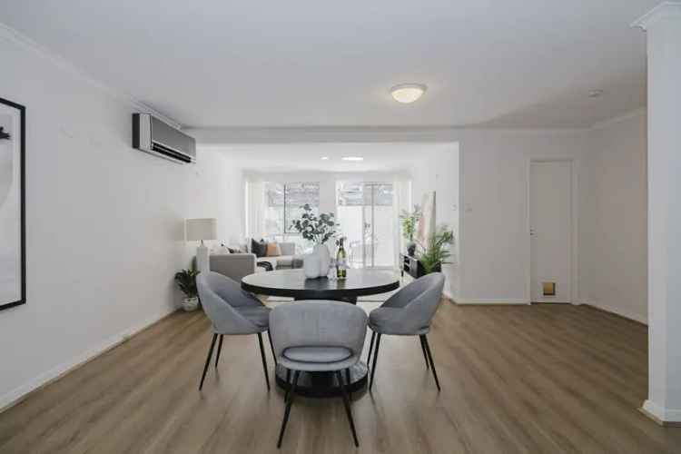 Rent Townhouse in West Perth with Courtyard and City Views