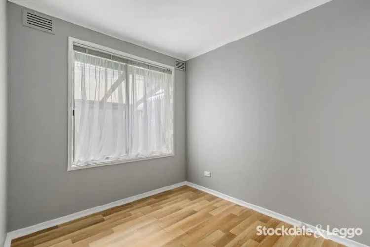 TOWN HOUSE / GREAT LOCATION