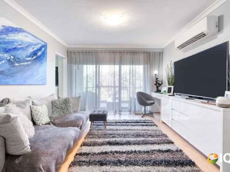 Apartment For Sale in Perth, Western Australia